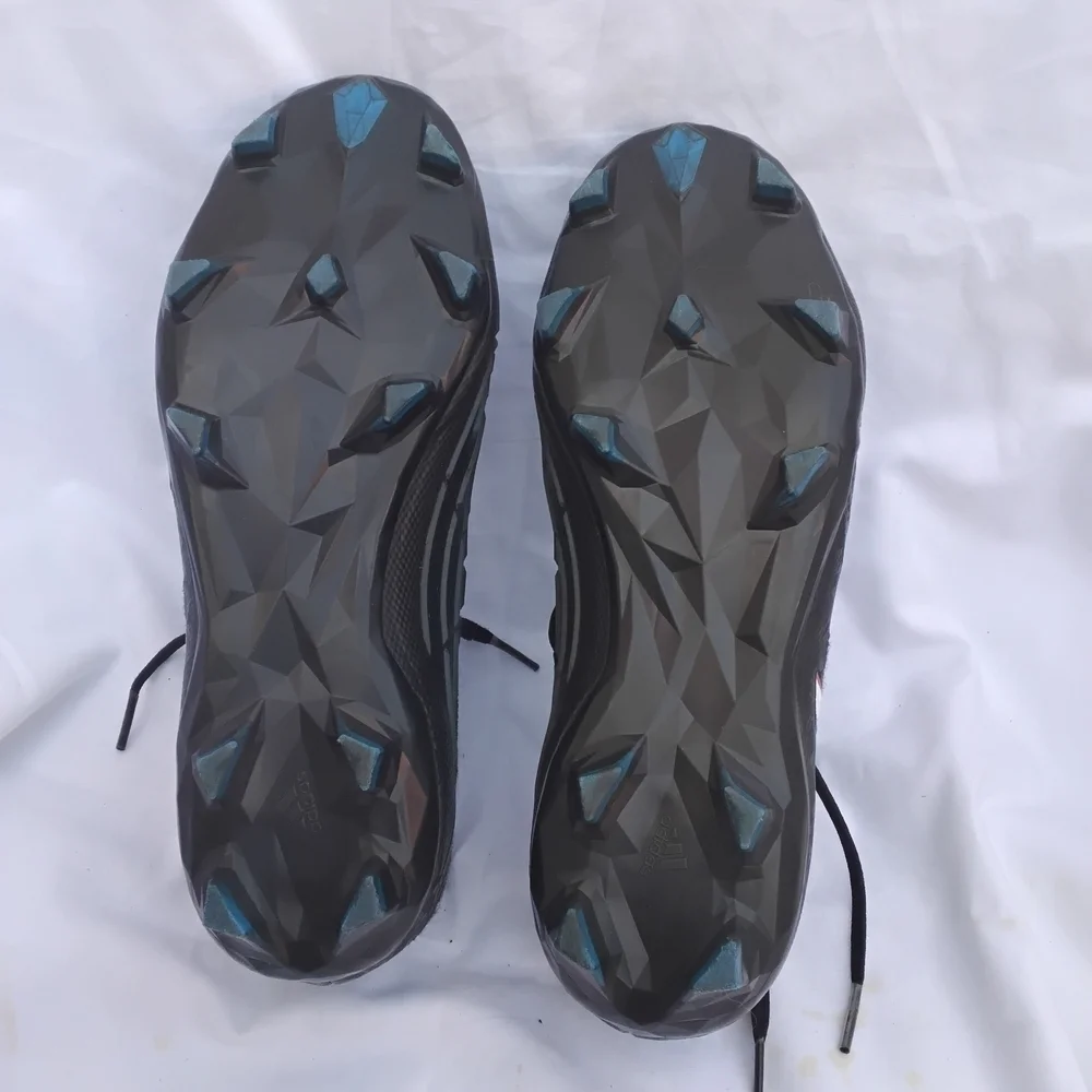 adidas Black Men's Athletic Shoes Size 6.5
